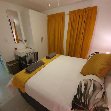 South Seas Safari @ The Bridge Apartments เซนต์ลูเซีย ภายนอก รูปภาพ